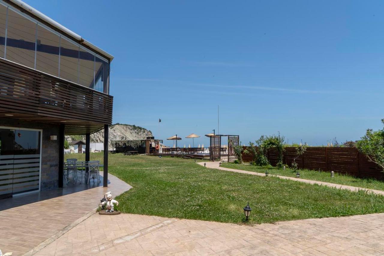 Mad Sea Beach Hotel Karacakoy Esterno foto