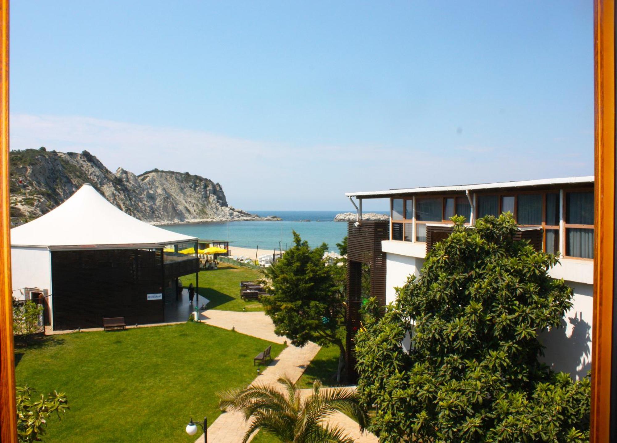 Mad Sea Beach Hotel Karacakoy Esterno foto